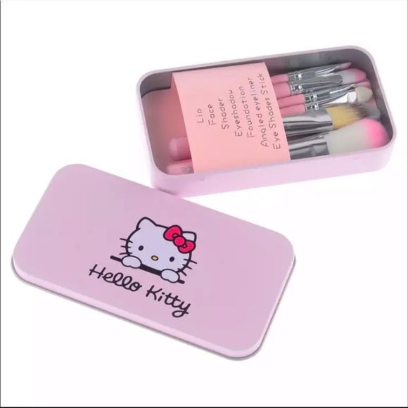7 Piece Pink Hello Kitty Makeup Brushes - Picture 2 of 7
